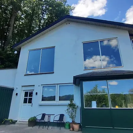Great Views Of Close To Nature Apartment